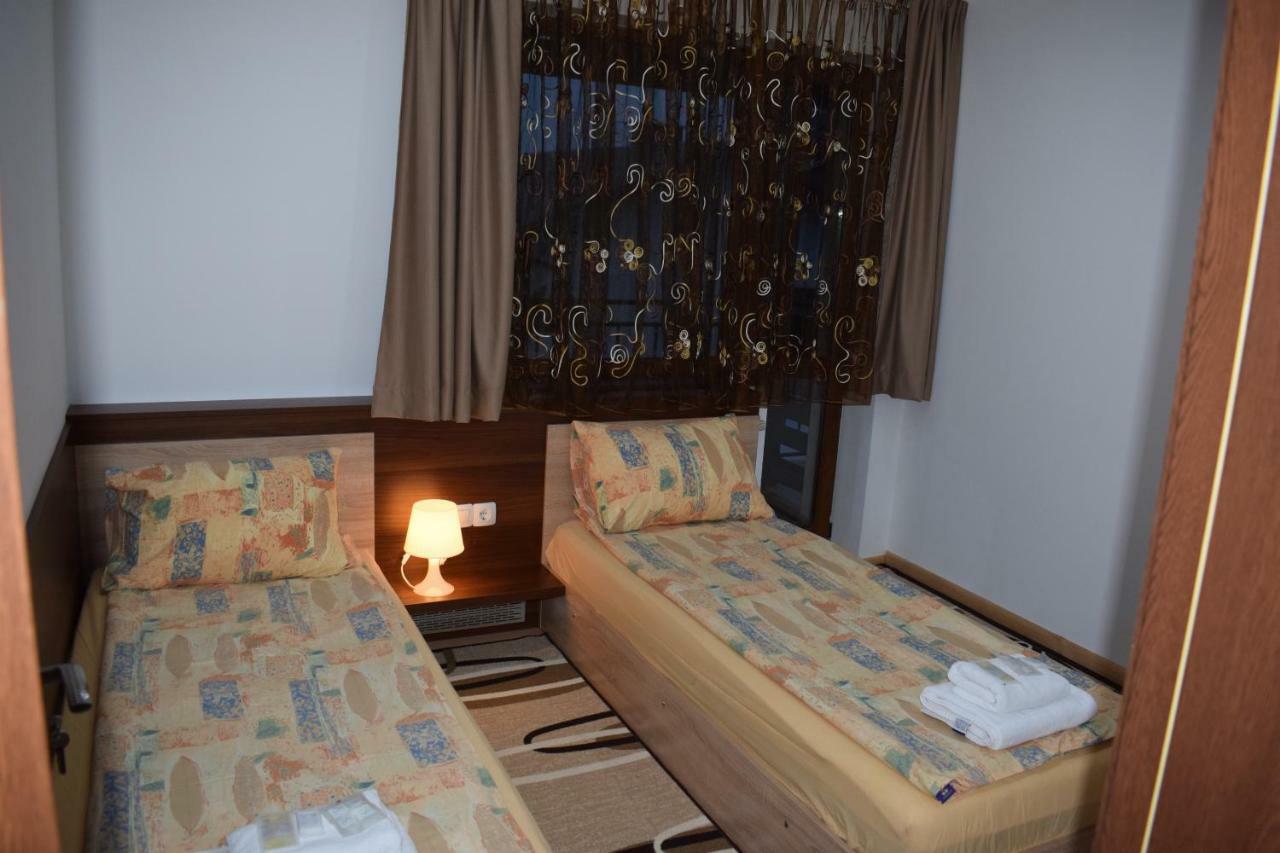 Hotel Mamin Kolio à Bansko Extérieur photo